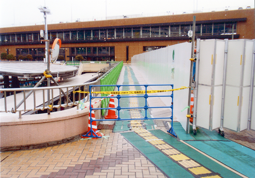 2011年3月17日 仙台駅前 封鎖されたペデストリアンデッキ