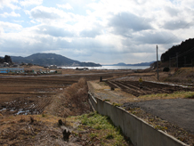 陸前高田定点観測写真21〈米崎町樋の口 海〉